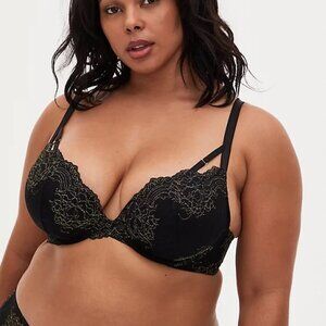 Elegant Black Lace Bra